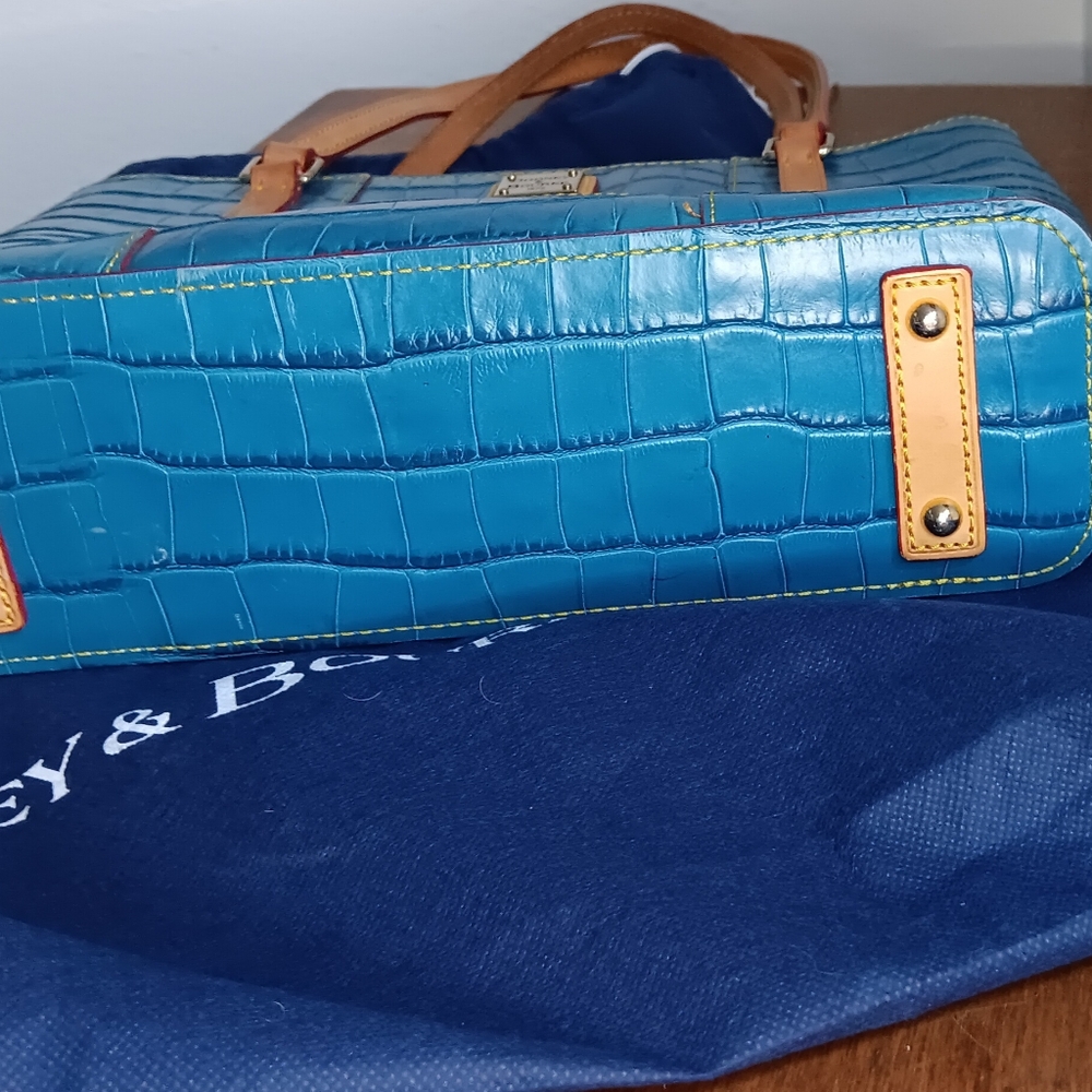 Dooney & Bourke Marine Blue Lexington Croc embossed with dust bag! EUC - Picture 4 of 7